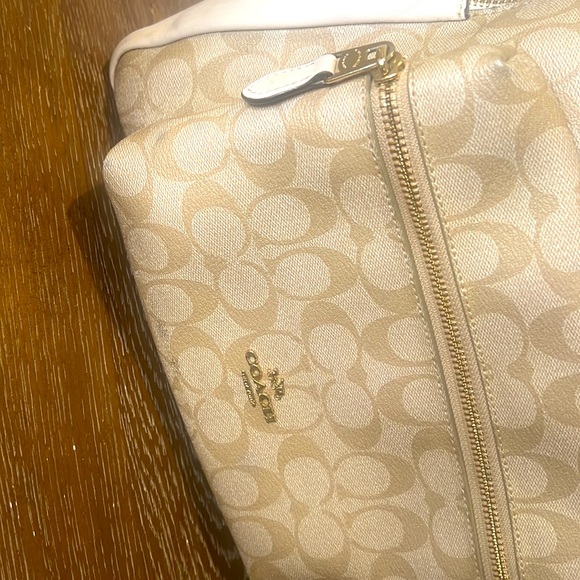 Coach - Charlie backpack Signature Canvas (Mint Condition) - Picture 6 of 9